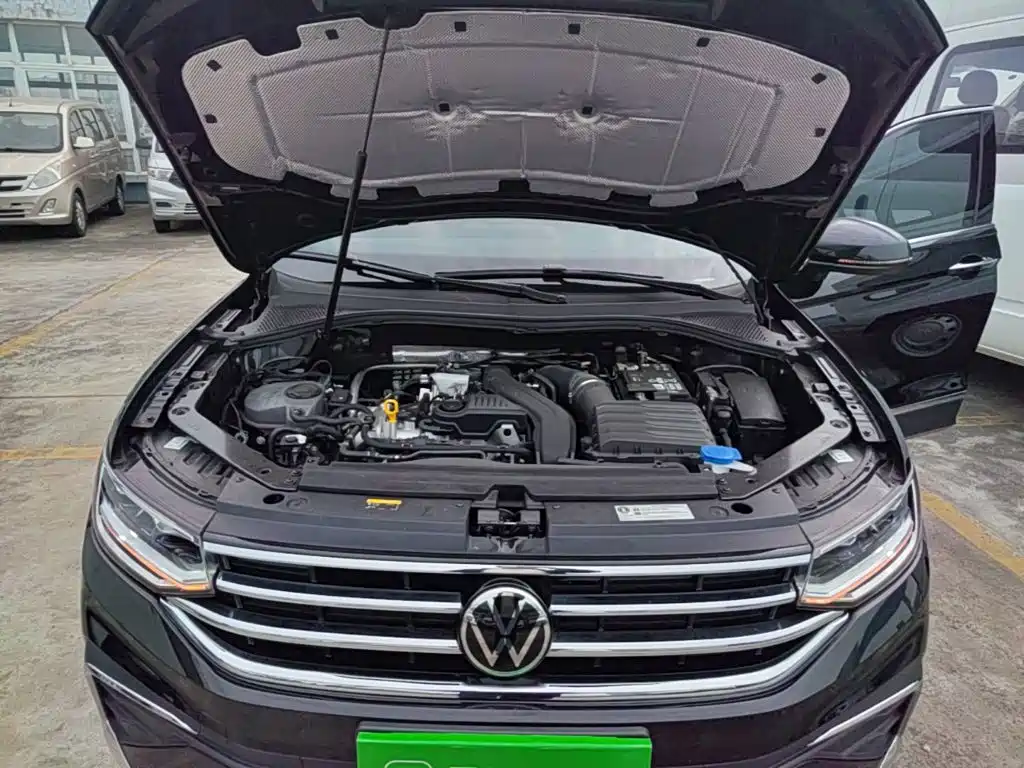 Volkswagen Tiguan L — миниатюра 20