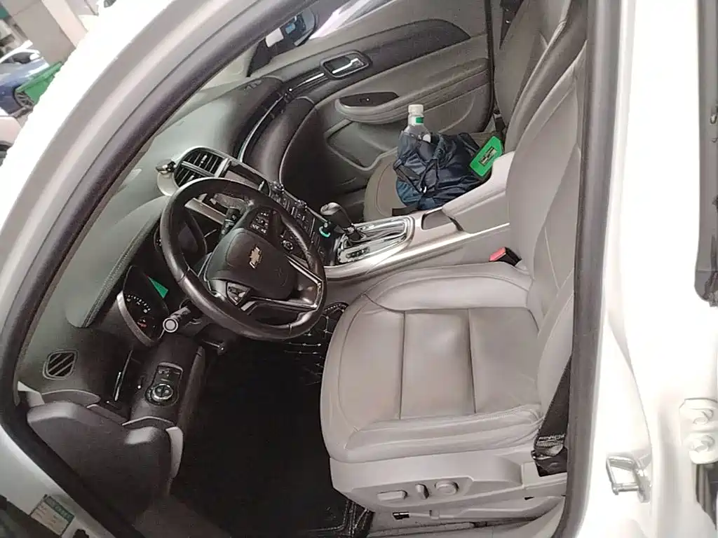 Chevrolet Malibu — миниатюра 16
