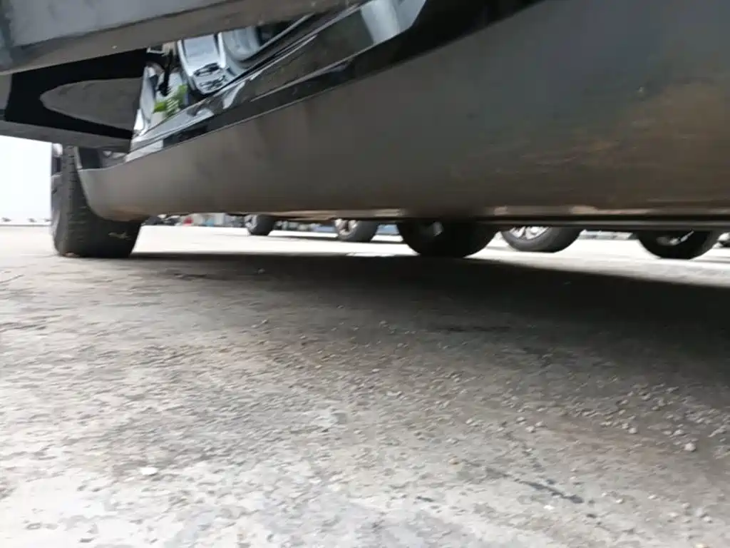 Tesla Model Y — миниатюра 21