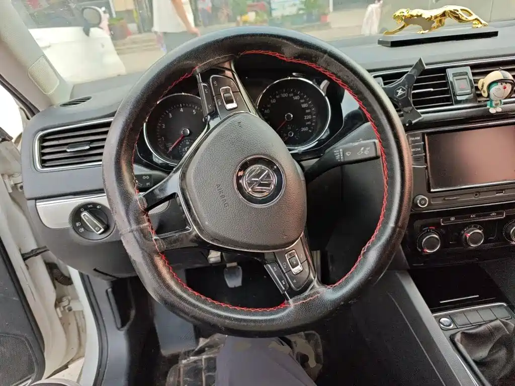 Volkswagen Sagitar — миниатюра 11