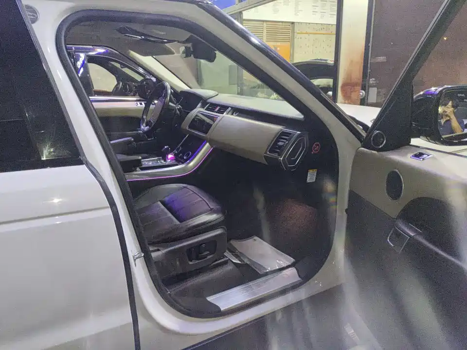 Land Rover Sport — миниатюра 17