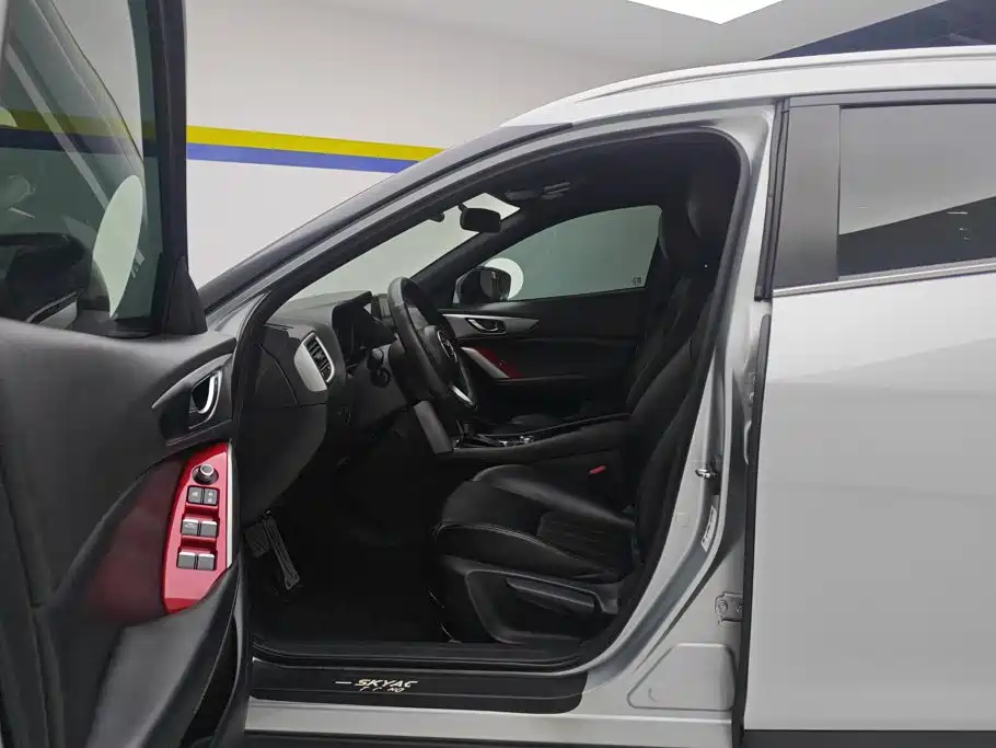 Mazda CX-4 — миниатюра 9