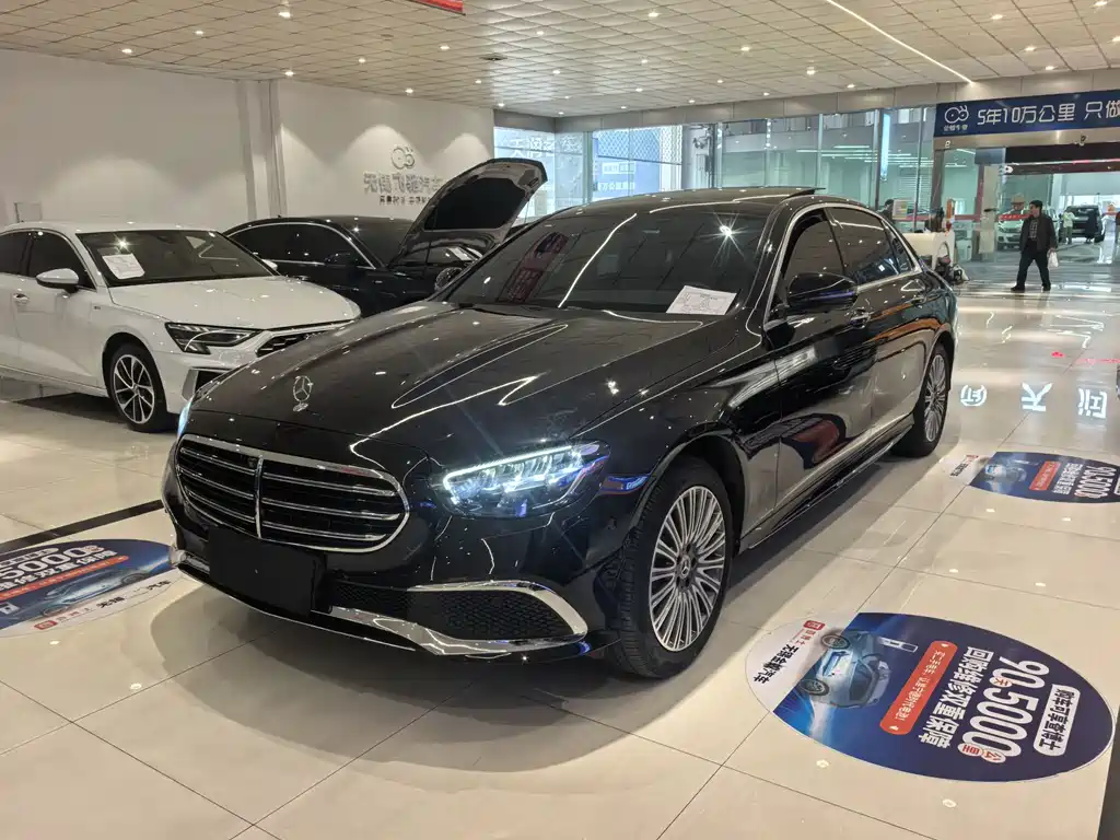 Mercedes-Benz E-Class 2022