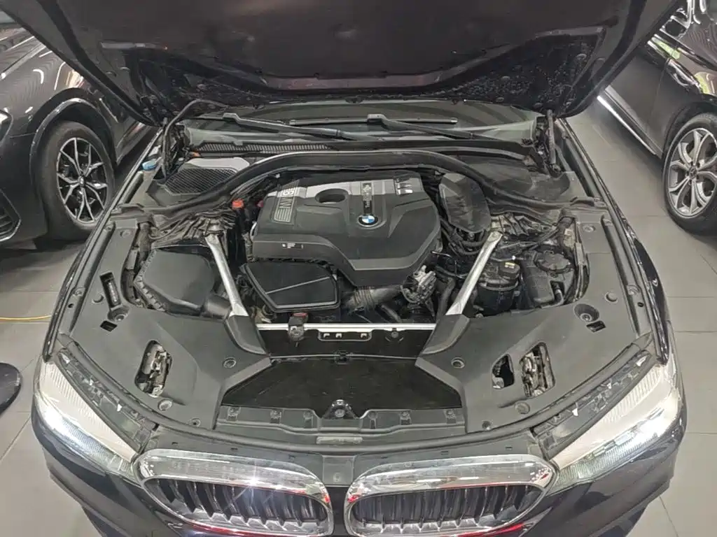 BMW 5 Series — миниатюра 20