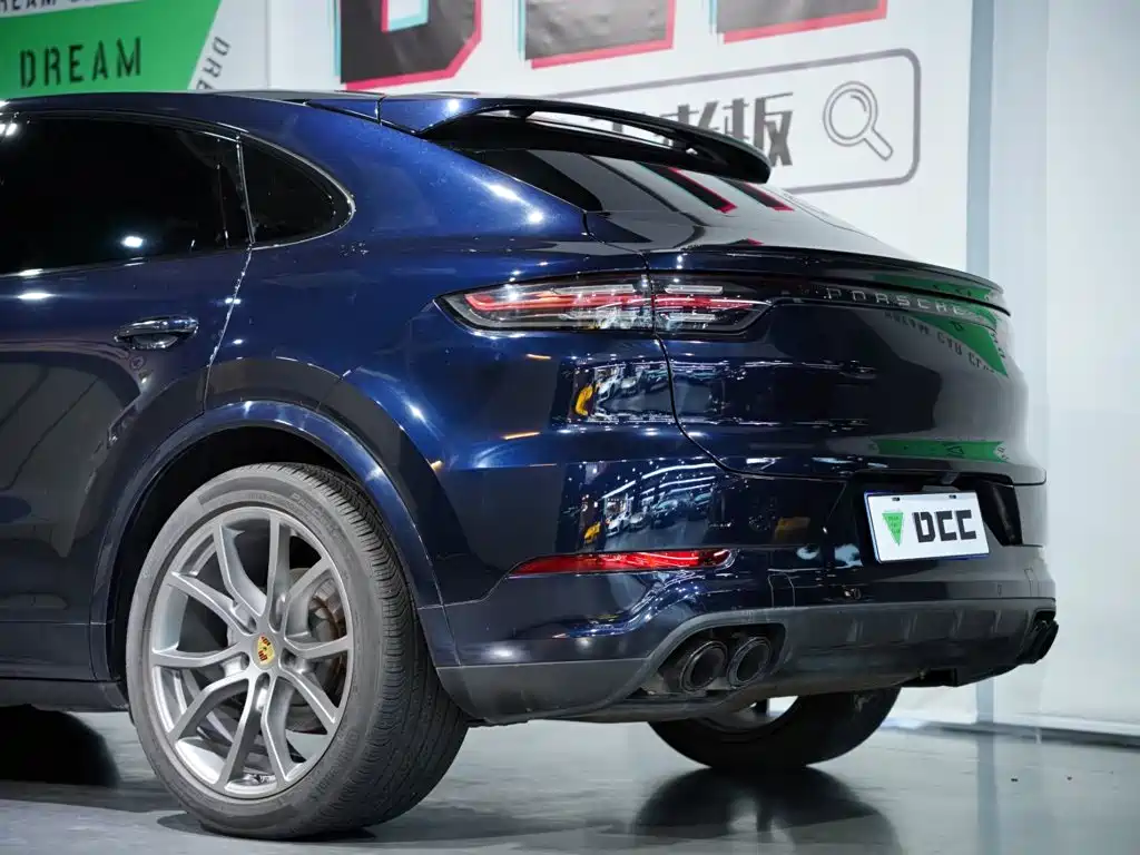 Porsche Cayenne — миниатюра 53