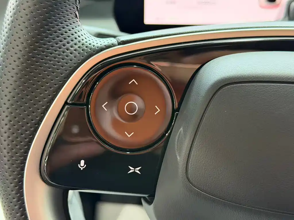 XPeng P7 — миниатюра 10