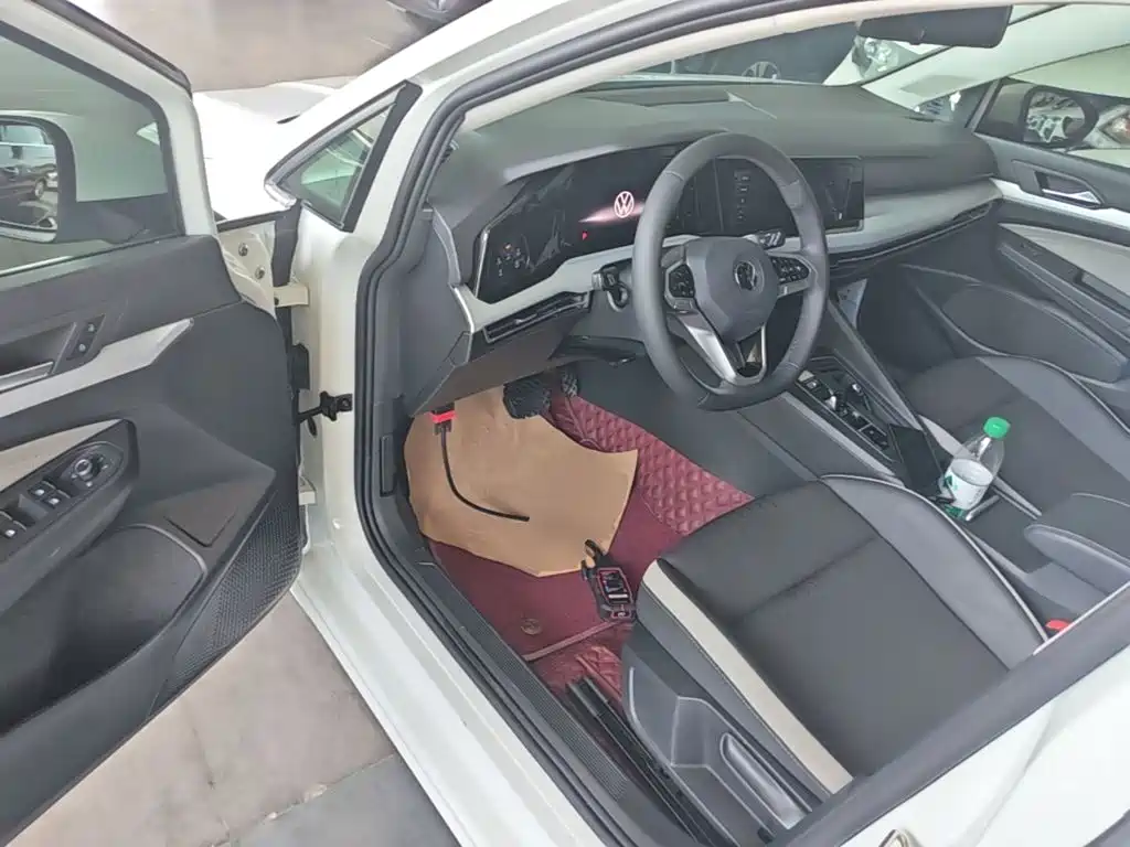 Volkswagen Golf — миниатюра 16