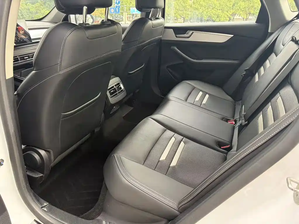 BYD Qin Pro NEV — миниатюра 9