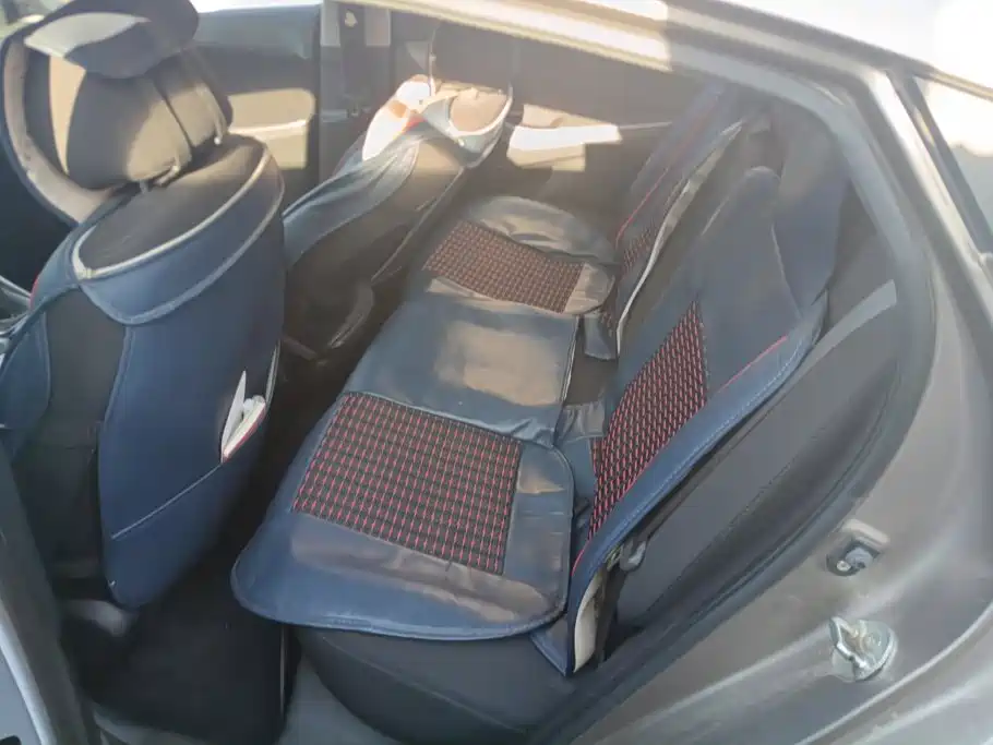 Hyundai Elantra Langdong — миниатюра 11