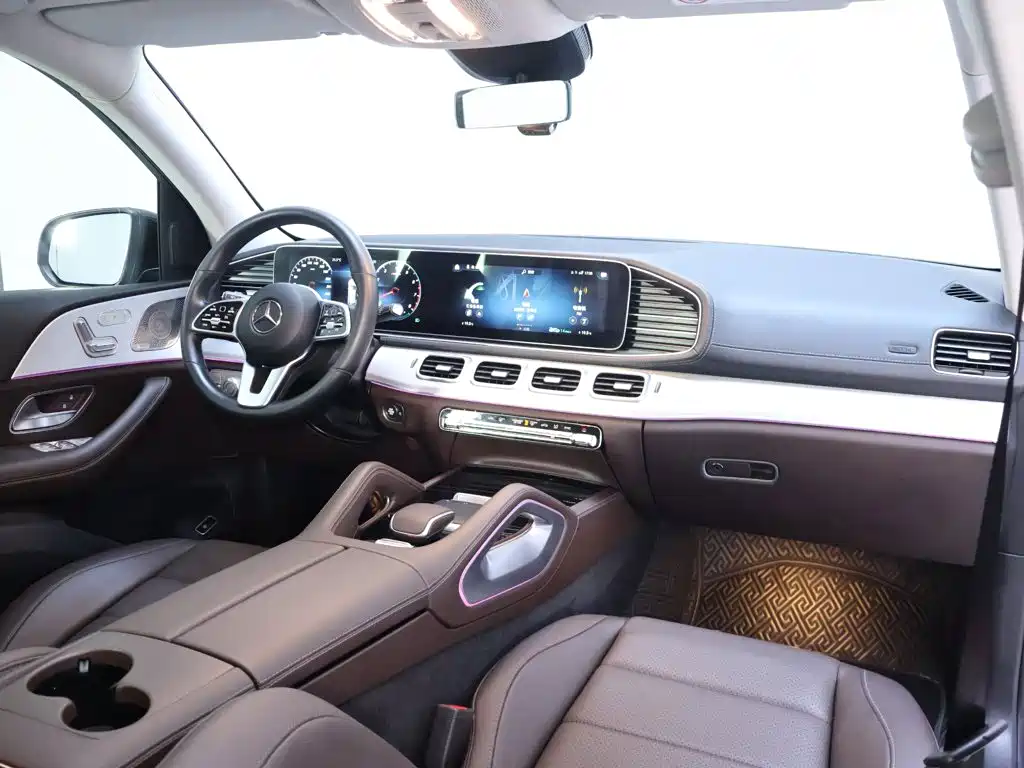 Mercedes-Benz GLE (Import) — миниатюра 20