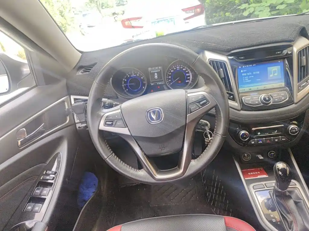 Changan Eado — миниатюра 3