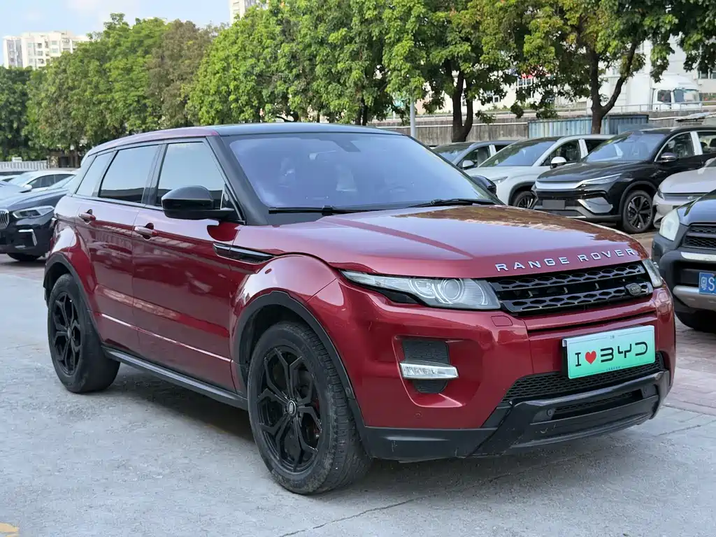 Land Rover Evoque 2.0T 5-door Sharp Dynamic Edition, фото 3
