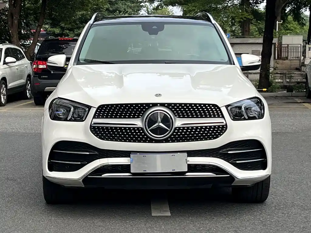 Mercedes-Benz GLE (Import) — миниатюра 2