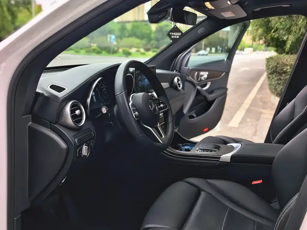 Mercedes-Benz GLC — миниатюра 8