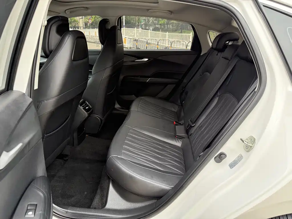 Changan Eado — миниатюра 7