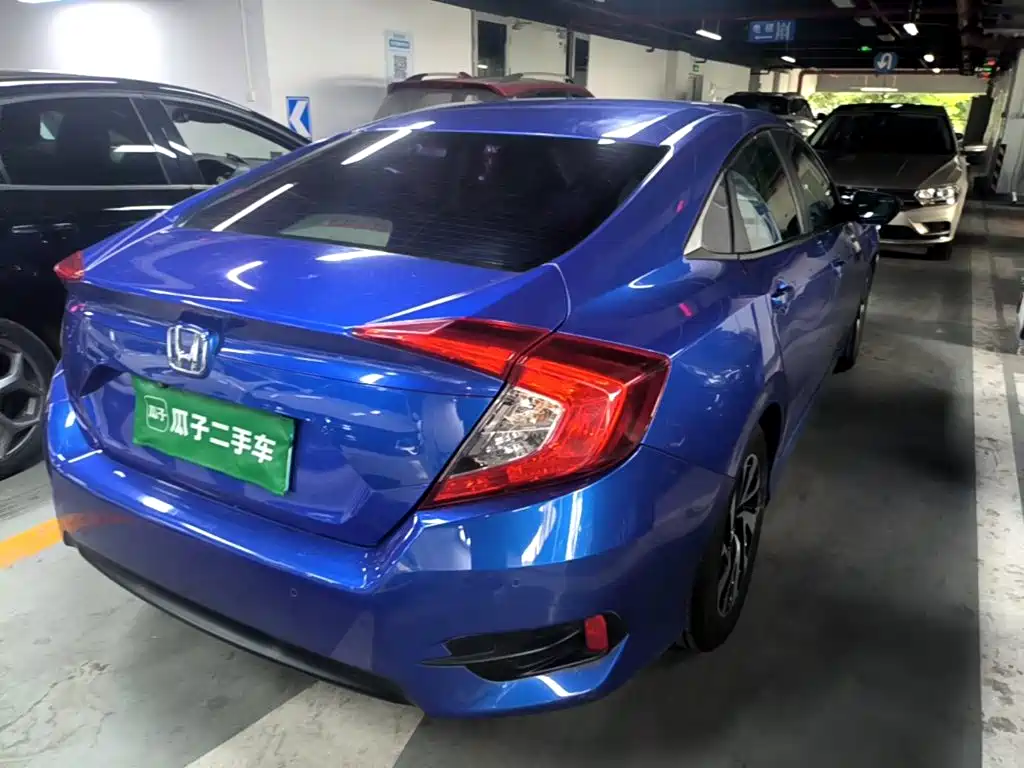 Honda Civic — миниатюра 7