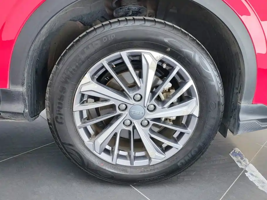 Geely Binyue — миниатюра 6