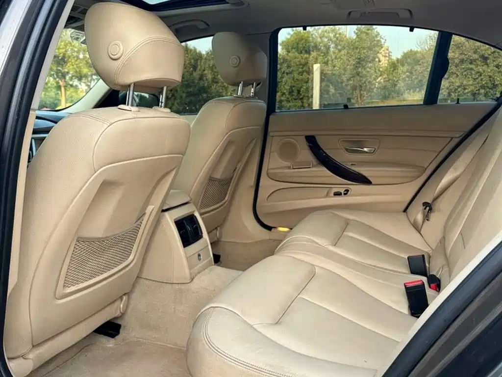 BMW 3 Series — миниатюра 7