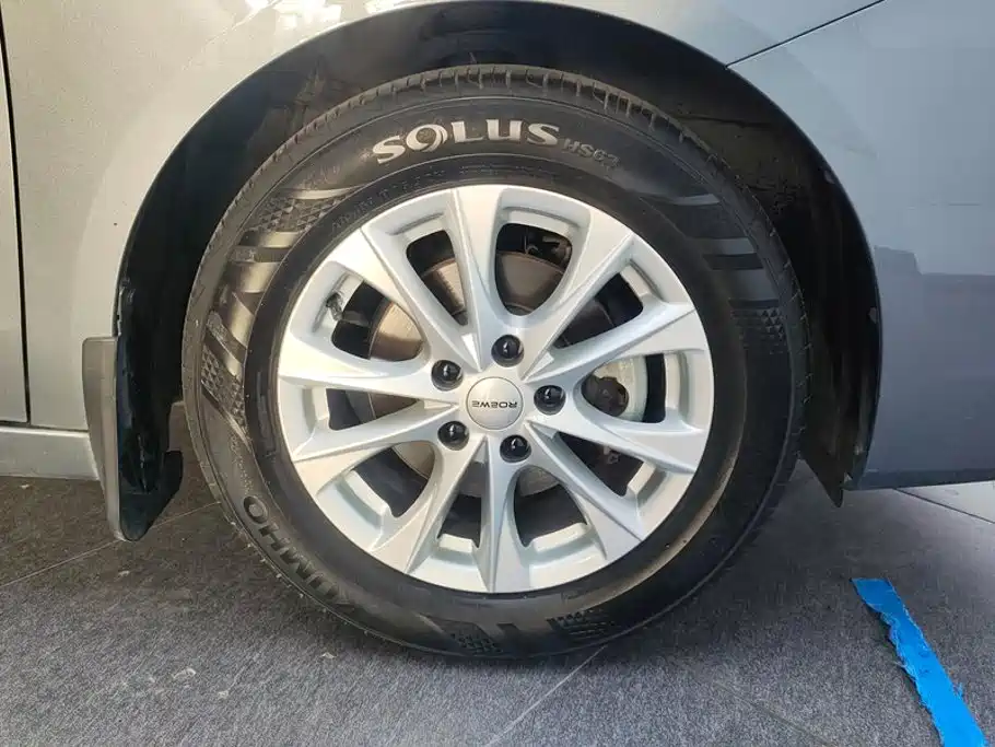 Roewe i5 — миниатюра 6