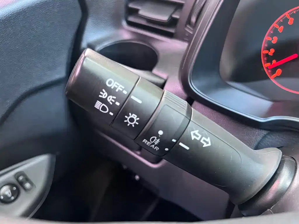 Honda Fit — миниатюра 8