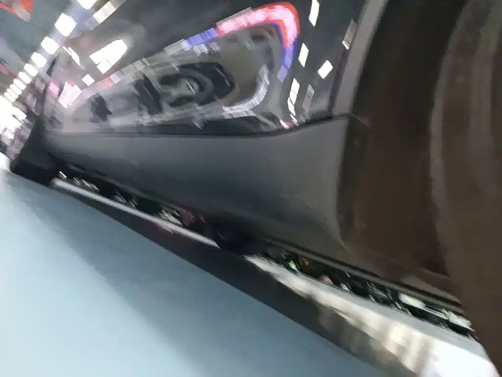Tesla Model Y — миниатюра 22