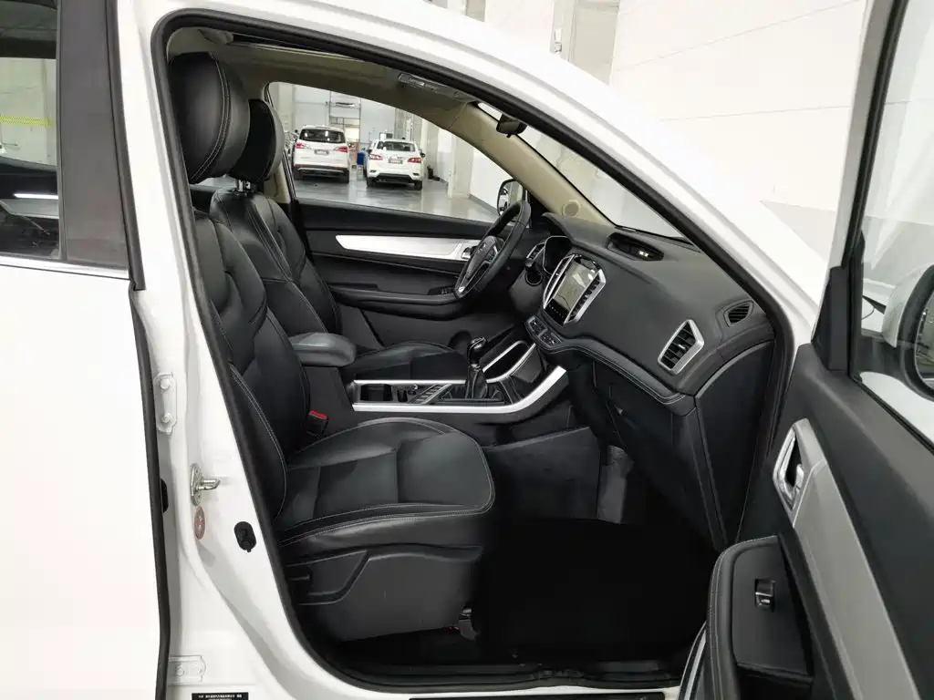 Geely Vision X6 — миниатюра 23