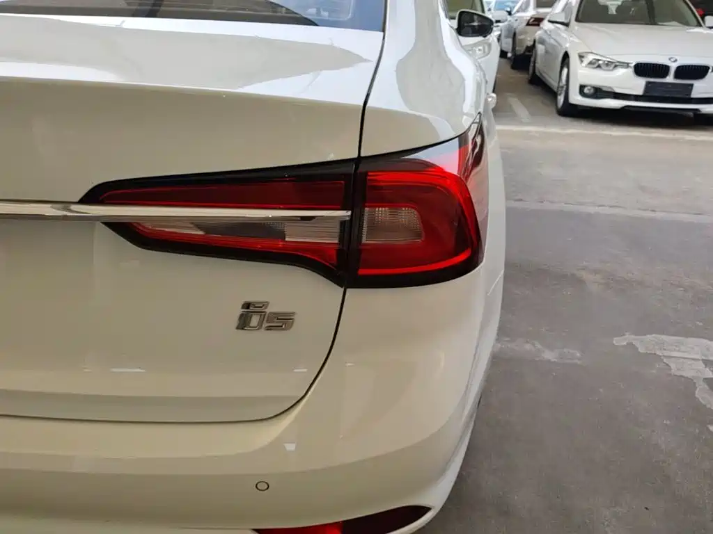 Roewe i5 — миниатюра 8