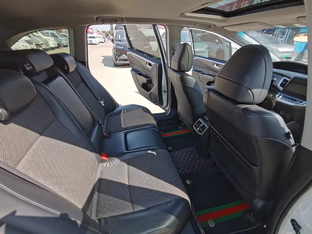 Honda Jade — миниатюра 14