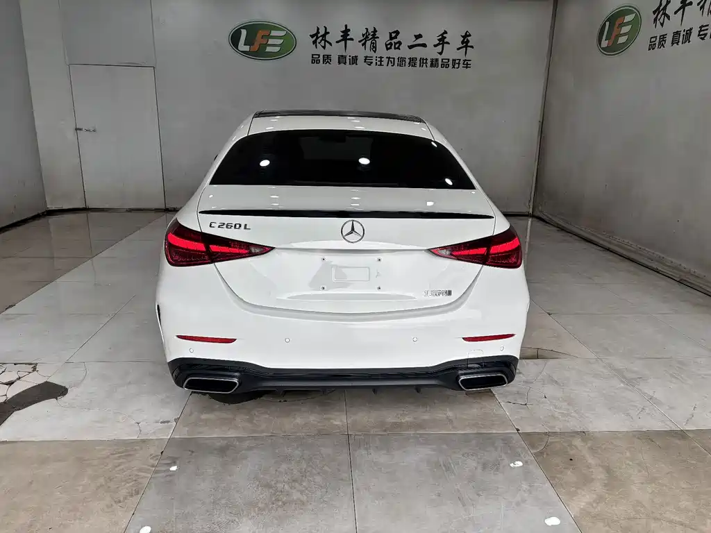 Mercedes-Benz C-Class — миниатюра 7