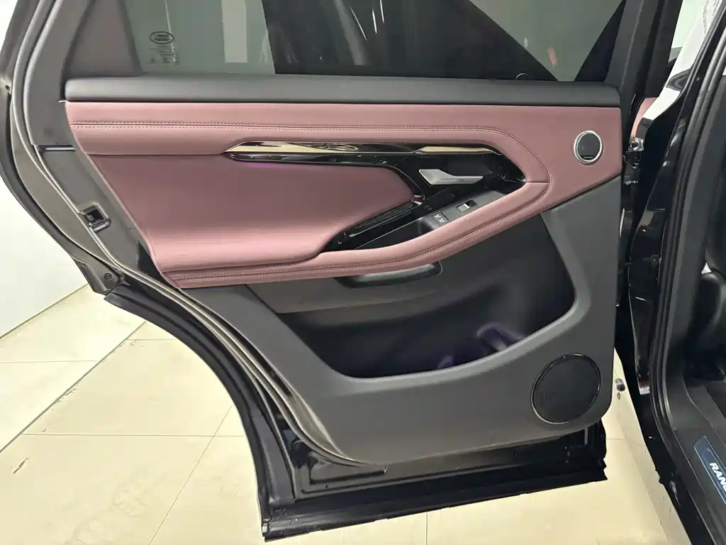Land Rover Evoque — миниатюра 22