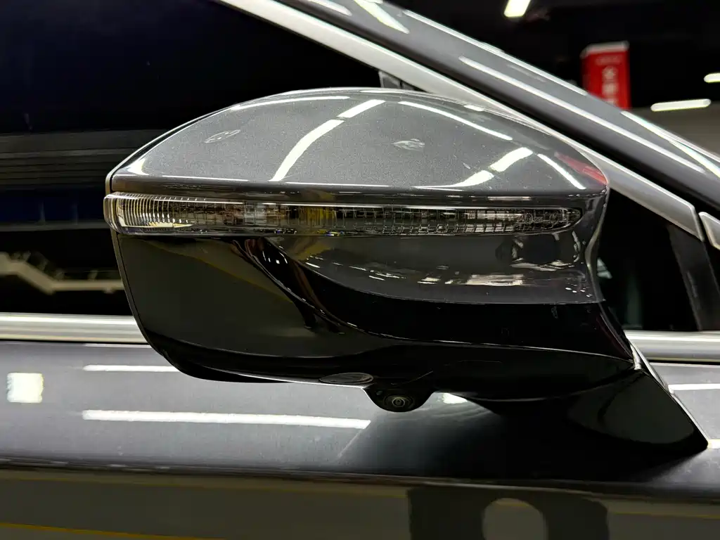 BYD Tang New Energy — миниатюра 28