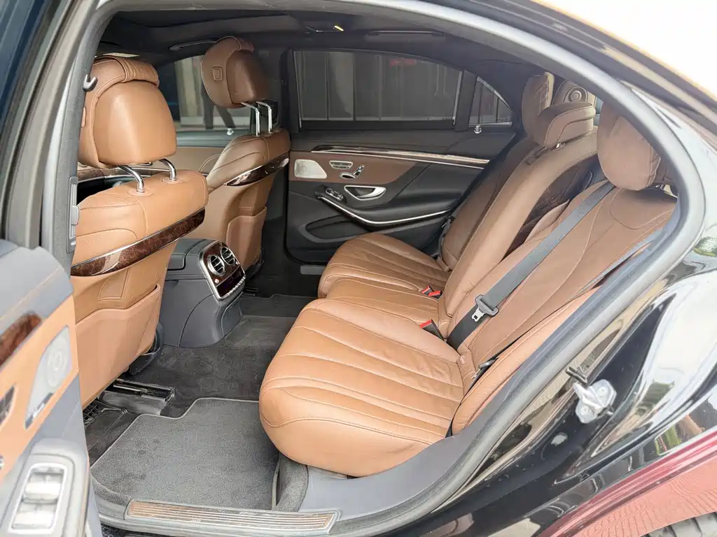 Mercedes-Benz S-Class — миниатюра 6