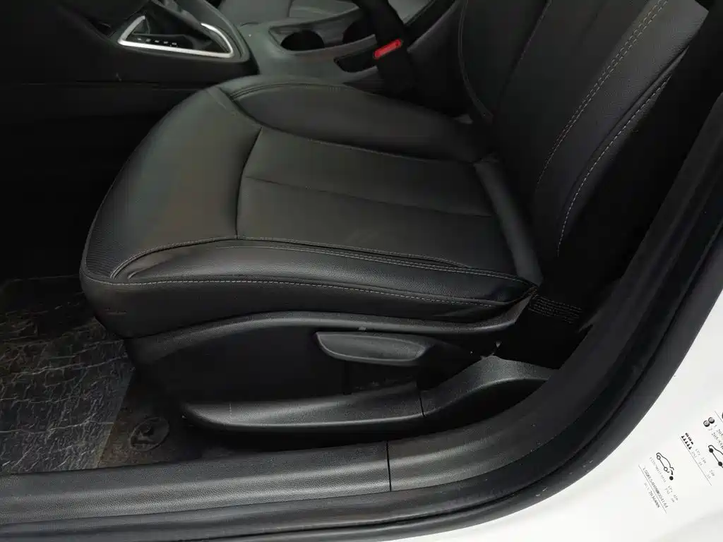Buick Excelle — миниатюра 20