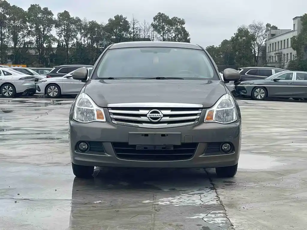 NISSAN XUAN YI