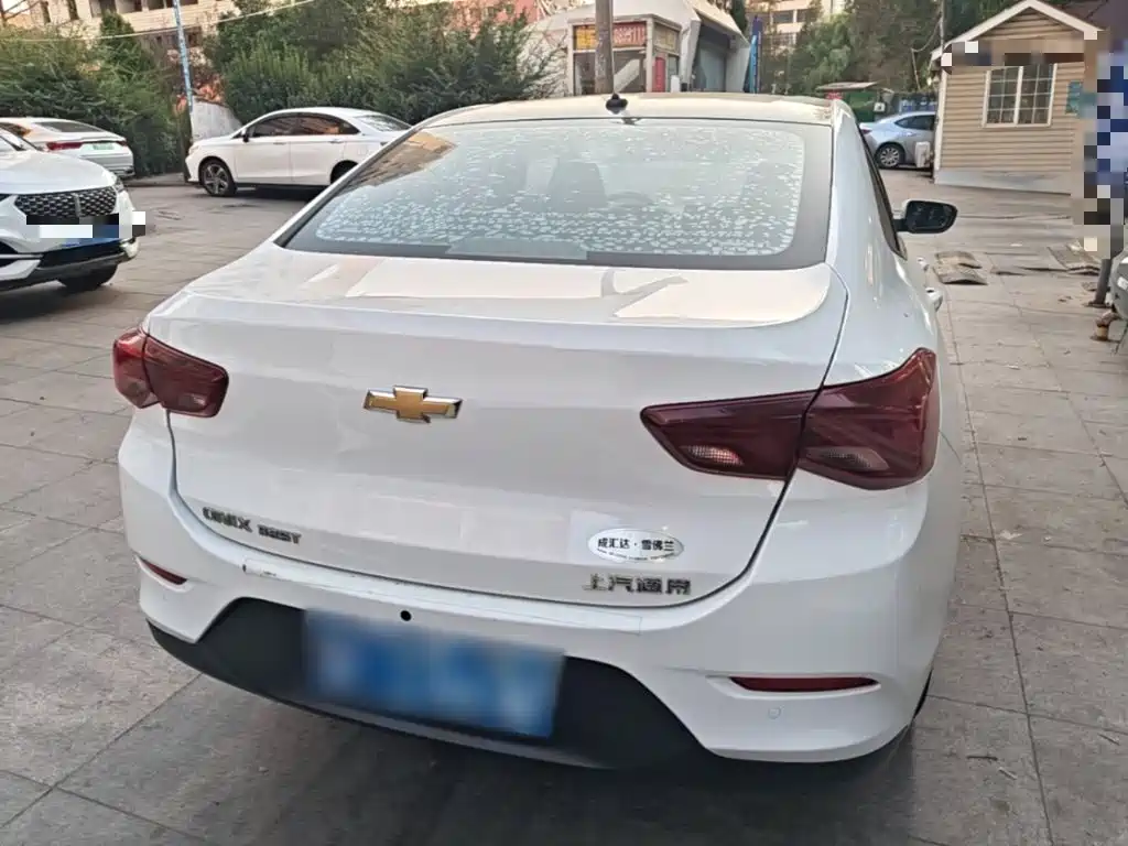 Chevrolet Cavalier — миниатюра 6
