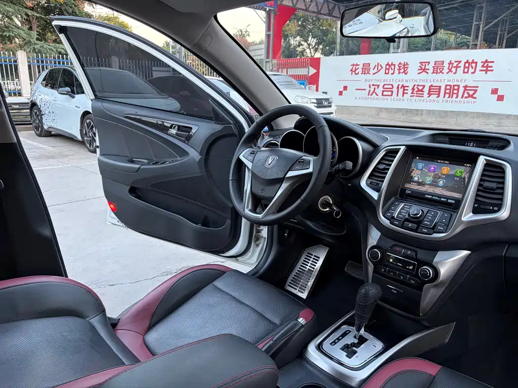 Changan Eado XT — миниатюра 10