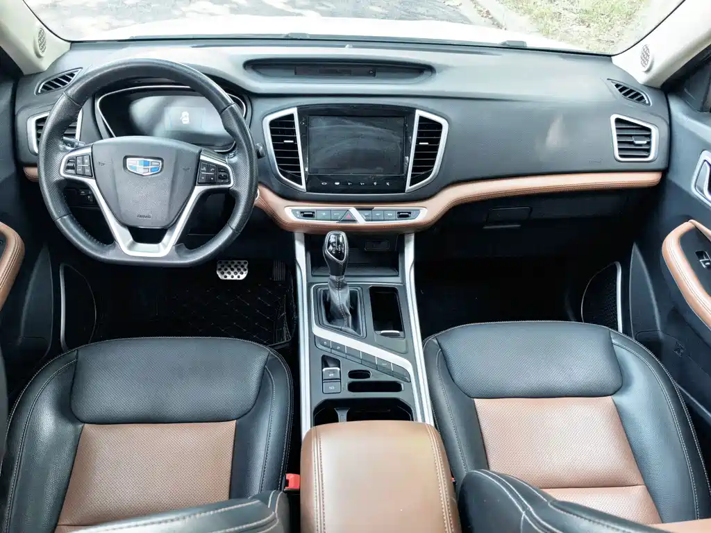 Geely Vision X6 — миниатюра 11