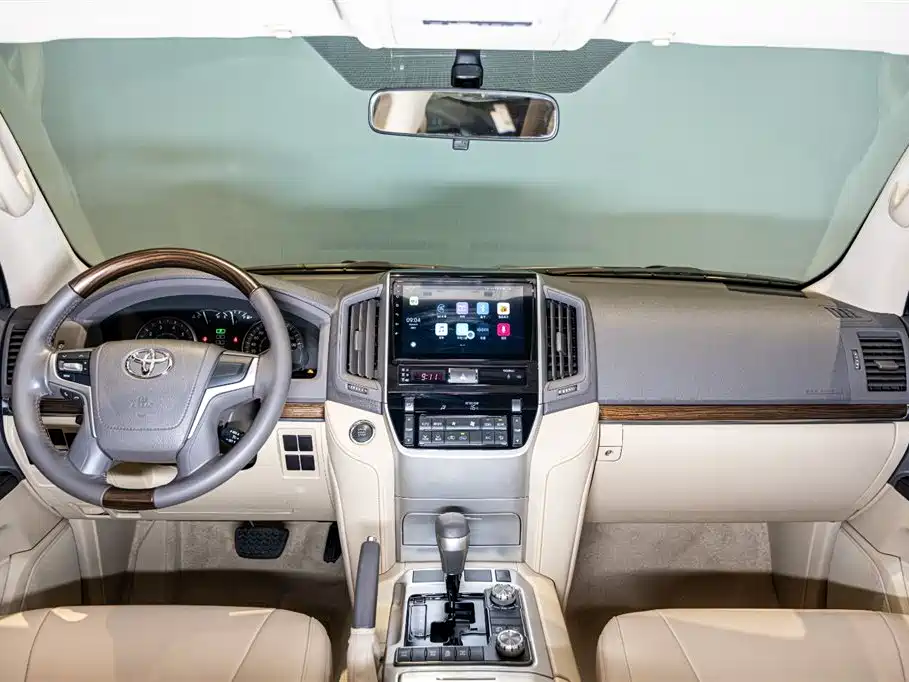 Toyota Land Cruiser 2019 4.0L AT