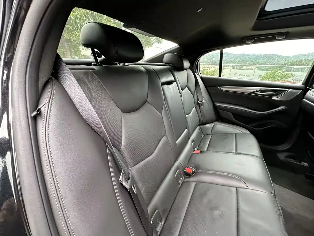 Cadillac CT5 — миниатюра 37