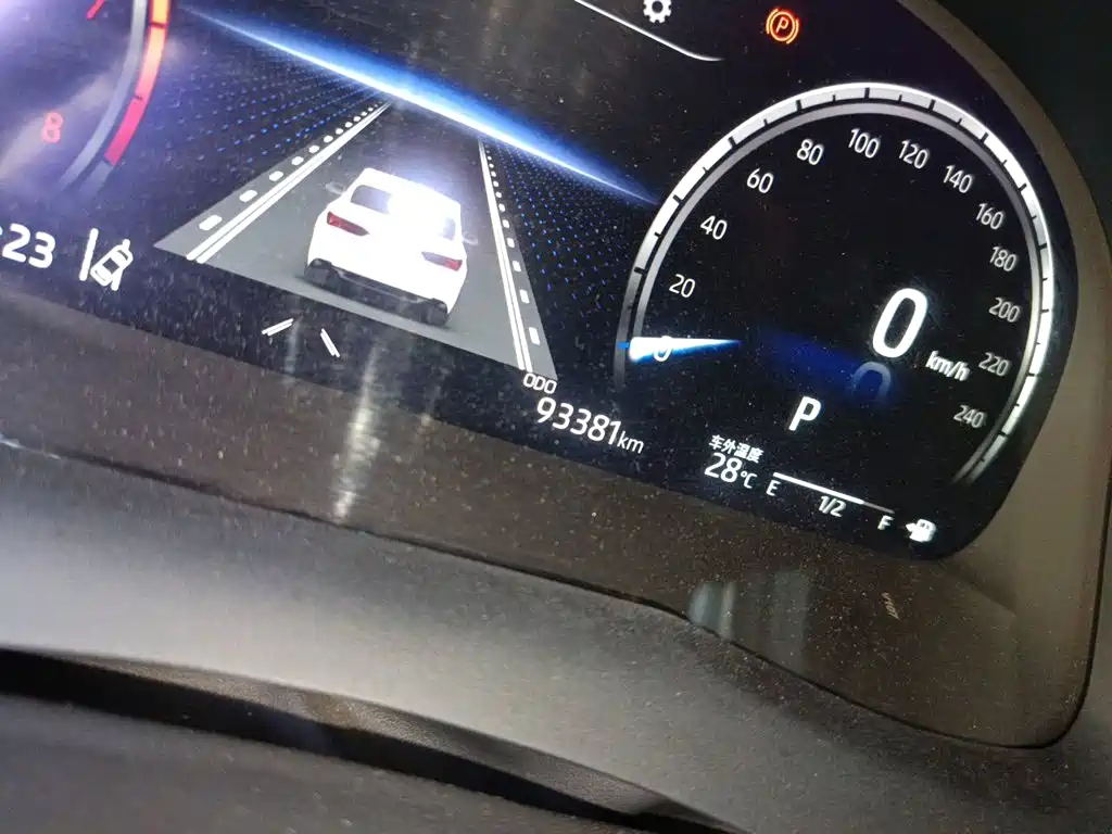 Toyota Camry — миниатюра 5