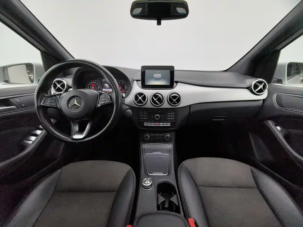 Mercedes-Benz B-Class — миниатюра 5