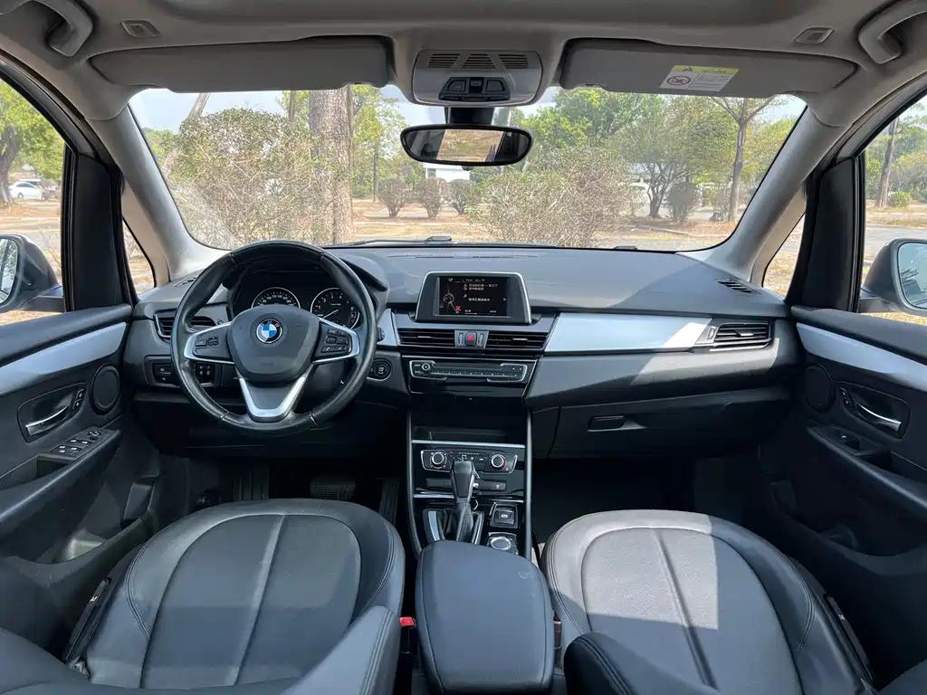 BMW 2 SERIES STATION WAGON