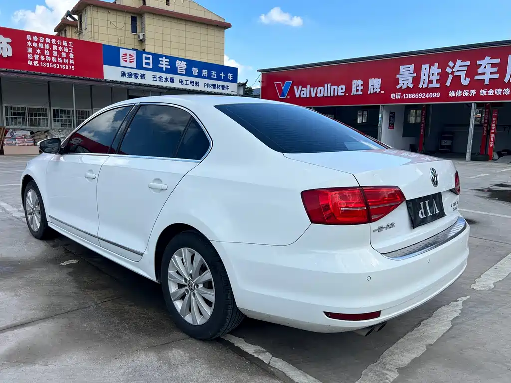 Volkswagen Sagitar — миниатюра 5