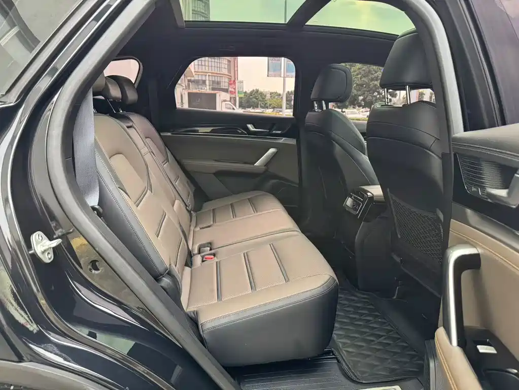 BYD Tang — миниатюра 17