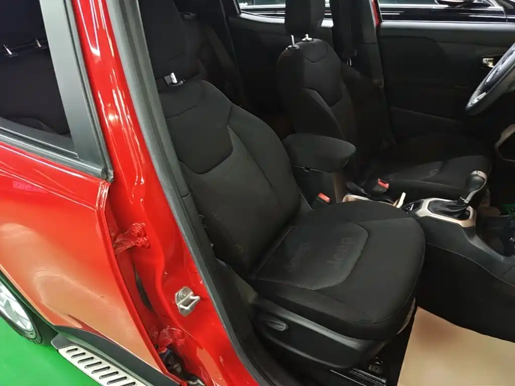Jeep Renegade — миниатюра 25