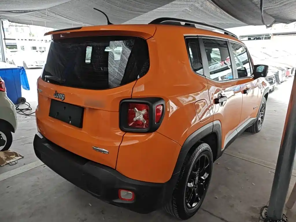 Jeep Renegade — миниатюра 7