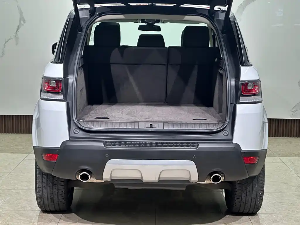 Land Rover Sport — миниатюра 7