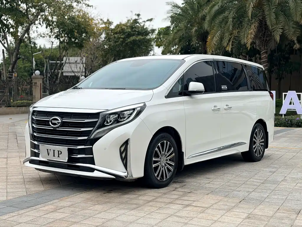 GAC TRUMPCHI M8