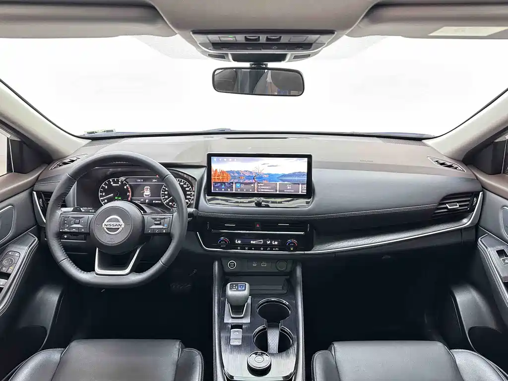 Nissan X-Trail — миниатюра 8
