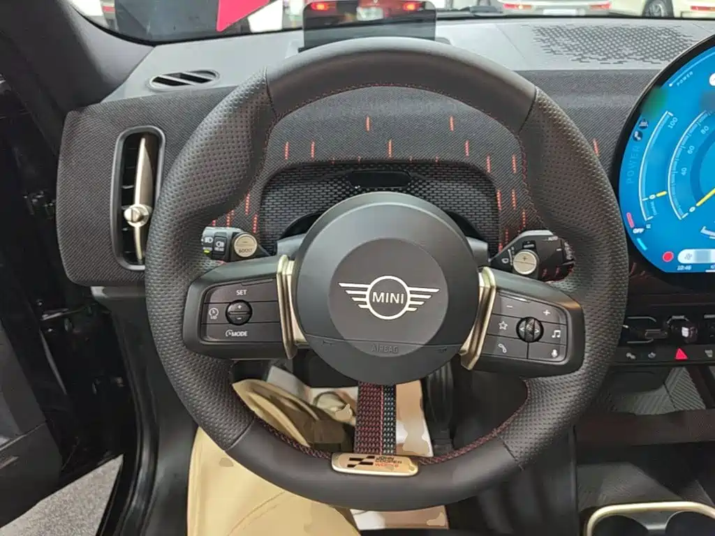 MINI Mini JCW Countryman — миниатюра 11